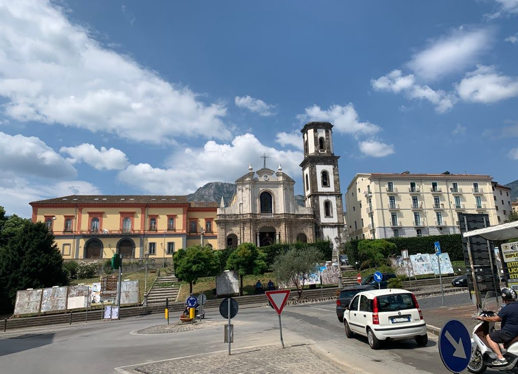 Il Portico Cava De Tirreni Divieto Di Circolazione In Occasione