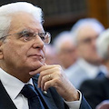 Allarme da Strasburgo, libertà di stampa deteriorata in Italia. Mattarella: «Informazione è democrazia»