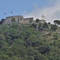 Castello di Sant'Adiutore, simbolo di Cava de' Tirreni imbrattato dai vandali 