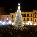 Cava de’ Tirreni, 16mila euro per l’albero di Natale in piazza Duomo