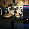 Cava de' Tirreni, incendio devasta il bar Rosa: si indaga