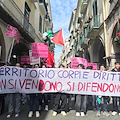 Cava de’ Tirreni: studenti in piazza per i diritti delle donne 