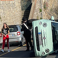 Costa d'Amalfi, Praiano: auto si ribalta su strada interna, illesi i passeggeri 