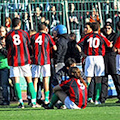 Lo stadio ostaggio della violenza tarantina