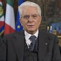 Mattarella: «Le scuole riapriranno solo quando in sicurezza»