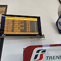 Trenitalia sospende corsa mattutina, disagi per pendolari di Cava e dell'Agro. Ventre: «Così si favoriscono assembramenti»