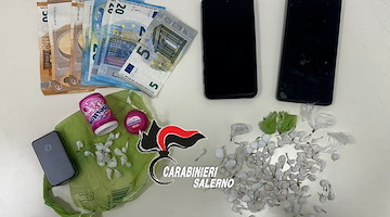 Angri, arrestato pusher 27enne 