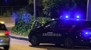 Difende una ragazza e viene accoltellato: choc a Cava de' Tirreni 