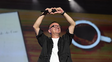 Gigi D'Alessio in concerto al PalaSele di Eboli: appuntamento il 15 dicembre, al via la prevendita 