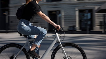 Incentivo in denaro per chi sceglie di andare al lavoro in bici: l’iniziativa a Battipaglia