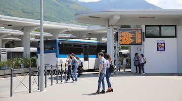 Unisa-Night, al via il servizio serale di Busitalia Campania per gli studenti universitari di Salerno 