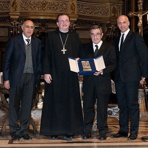 Arturo Mari ritira il Premio Speciale Badia