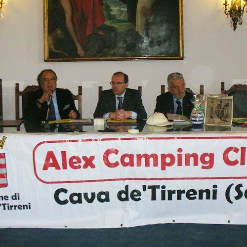 Mario Galdi, Carmine Adinolfi e Pasquale Scarlino durante la presentazione