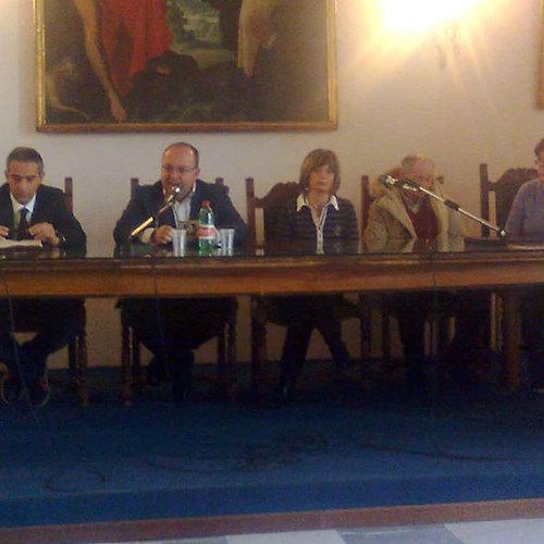 La conferenza stampa a Palazzo di Città