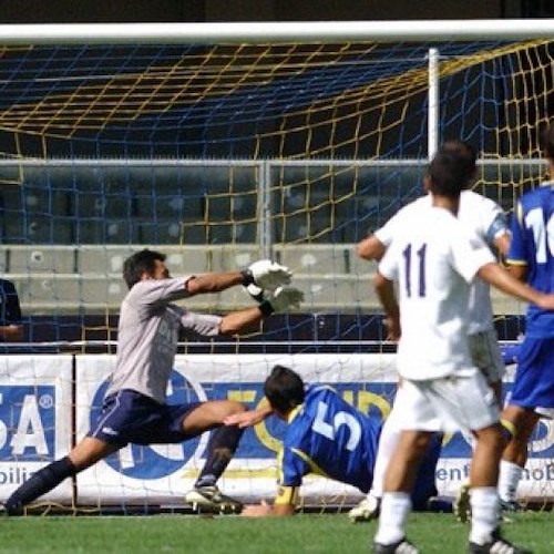 Il gol del veronese Ceccarelli