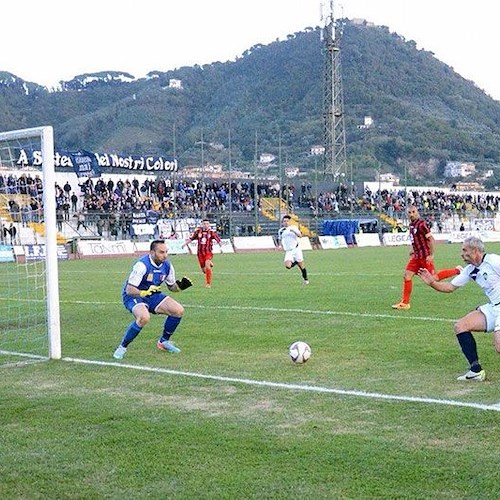 Il gol di De Rosa (foto servizio Guida)