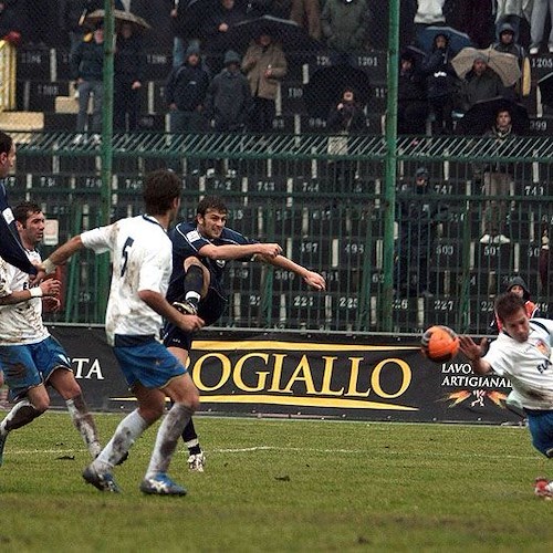 Cipriani porta in vantaggio la Cavese (foto servizio di Angelo Tortorella)