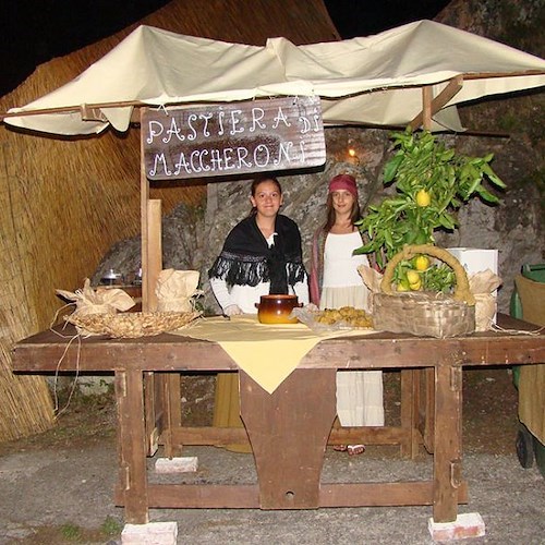 Uno degli stand gastronomici