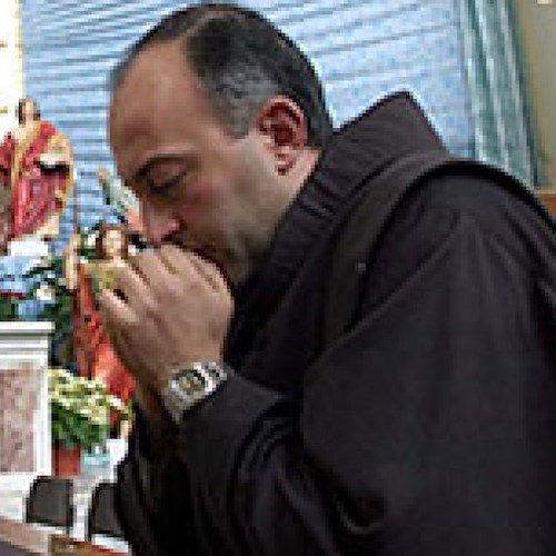 Padre Luigi Petrone