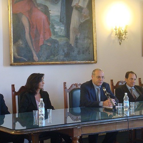 La conferenza di presentazione