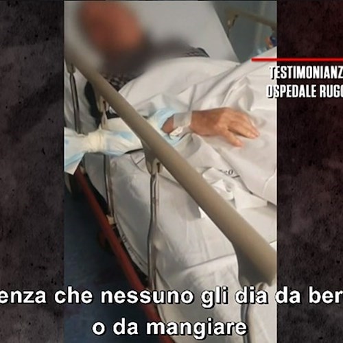 Pazienti legati alle barelle al Ruggi di Salerno, blitz dei Nas negli studi di La7: sequestrano i video choc<br />&copy; La7