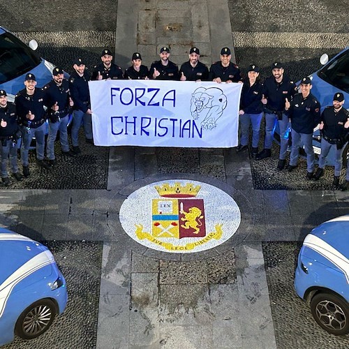 Le Volanti di Milano fanno il tifo per Christian Di Martino<br />&copy; Polizia di Stato