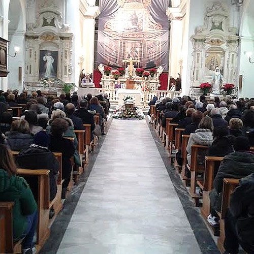 I funerali nella Chiesa di San Nicola